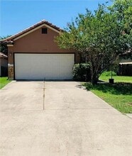 5624 Toscana Ave in Austin, TX - Building Photo - Building Photo