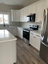 1362 Maple Dr in Rexburg, ID - Building Photo - Building Photo