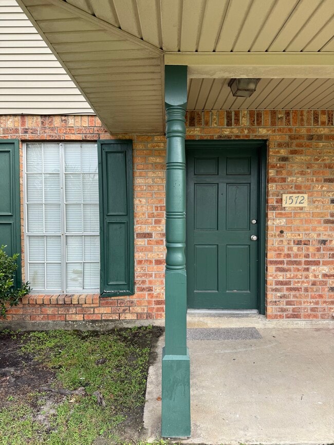 1572 Savannah Dr in Slidell, LA - Building Photo - Building Photo