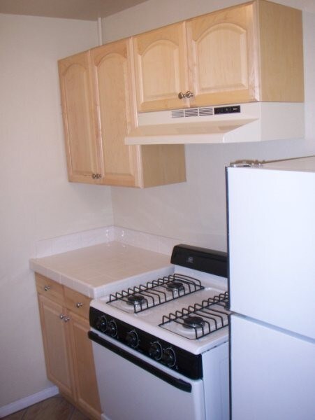 2274 Kearney Ave in San Diego, CA - Building Photo - Building Photo