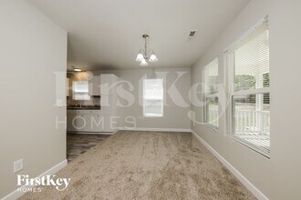 1106 Julian St in Greensboro, NC - Foto de edificio - Building Photo