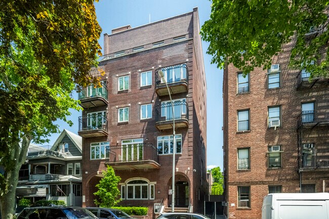 1169 46th St in Brooklyn, NY - Building Photo - Building Photo