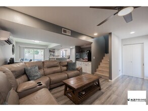 2535 W Canyon Crest Cir in Phoenix, AZ - Building Photo - Building Photo