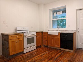 7304 Forest in Pittsburgh, PA - Building Photo - Building Photo