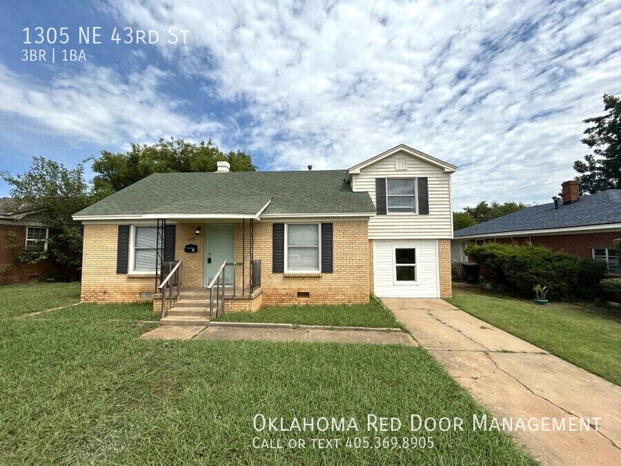 1305 NE 43rd St in Oklahoma City, OK - Building Photo