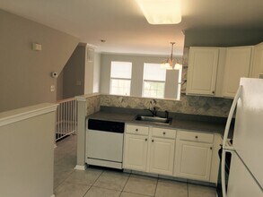 20 Puchala Dr in Parlin, NJ - Building Photo - Building Photo