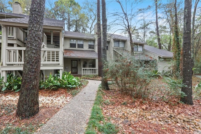 property at 28 Sawmill Grove Ln