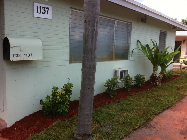 1133-1137 NE 17th Ave in Fort Lauderdale, FL - Building Photo - Building Photo