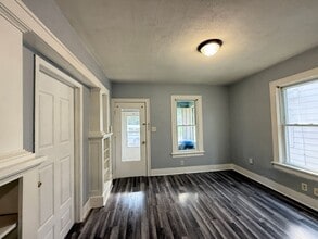 1231 1/2-1409 1/2 18th Ave in East Moline, IL - Building Photo - Building Photo