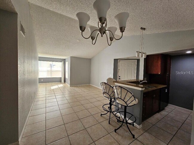 5132 Conroy Rd in Orlando, FL - Building Photo - Building Photo