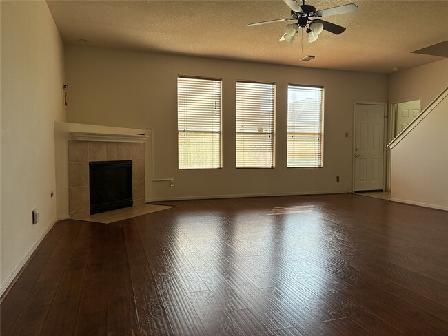 19531 Hickory Meadow Ln