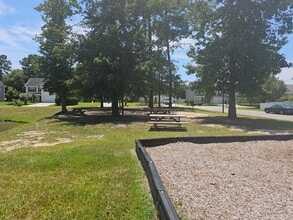 160 Molinia Dr in Murrells Inlet, SC - Building Photo - Building Photo