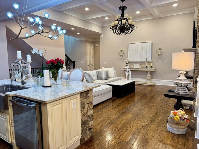 802 Jamont Cir in Alpharetta, GA - Building Photo - Building Photo