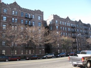 196 Rockaway Pky in Brooklyn, NY - Foto de edificio - Building Photo