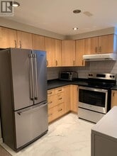 1158 Shoal Point Rd in Ajax, ON - Building Photo - Building Photo