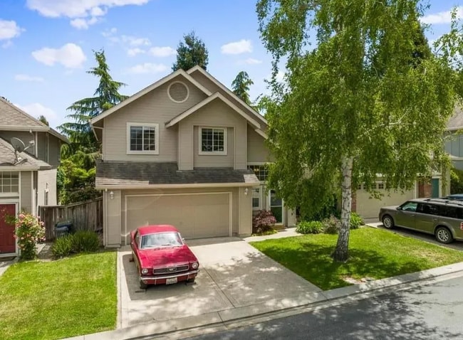 property at 30 Silver Birch Ln