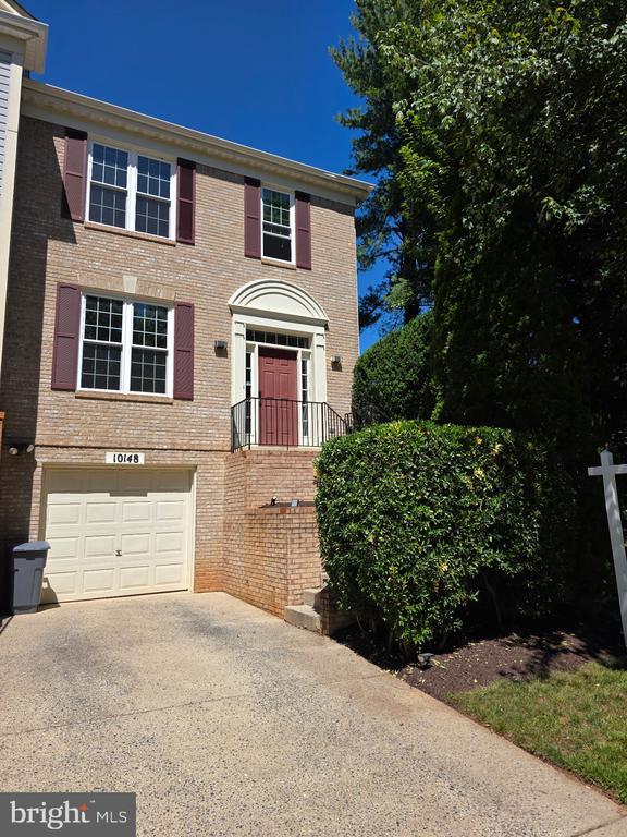 10148 Vanderbilt Cir