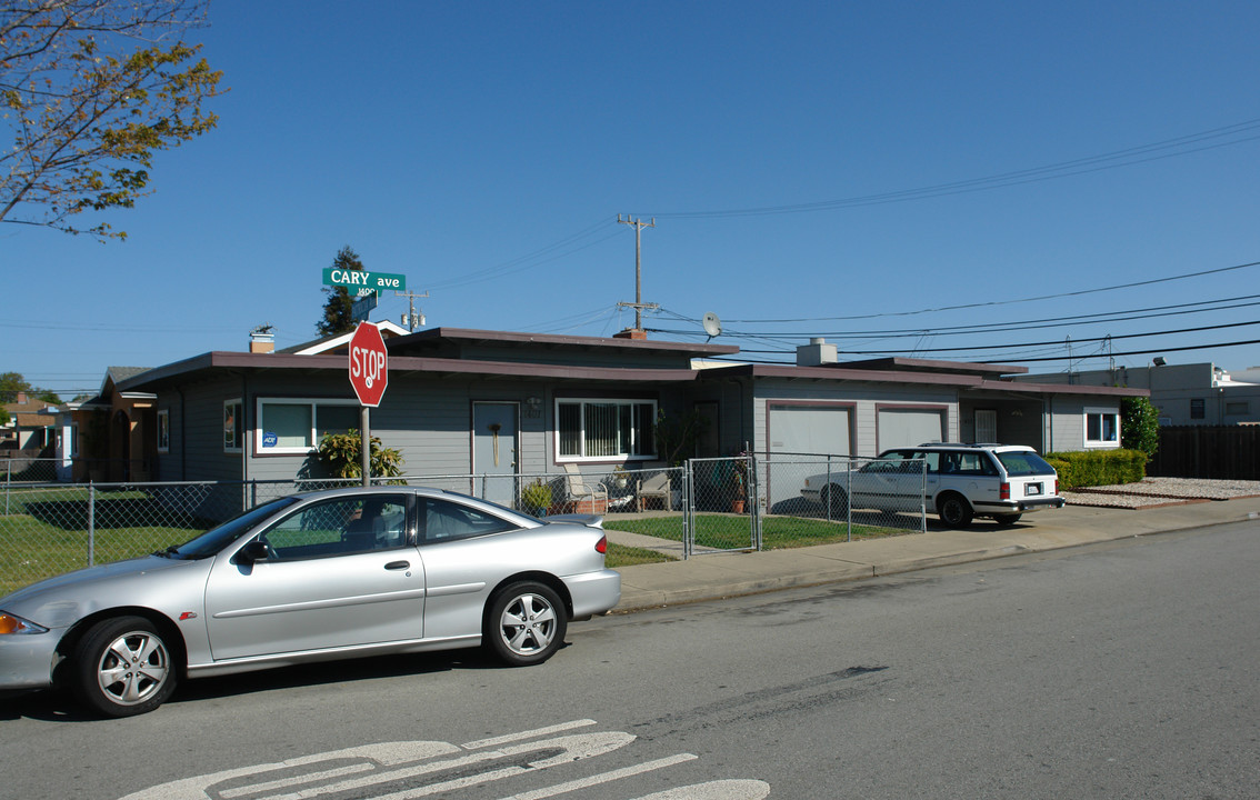 1401-1403 Cary Ave in San Mateo, CA - Building Photo