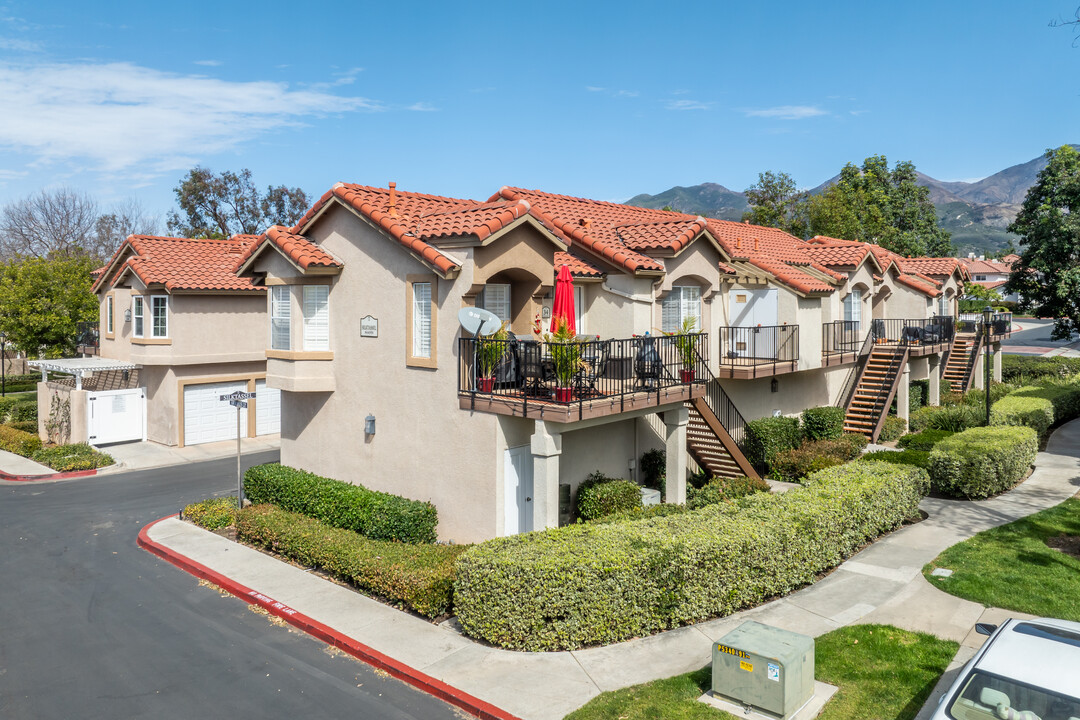 Mission Courts II in Rancho Santa Margarita, CA - Building Photo