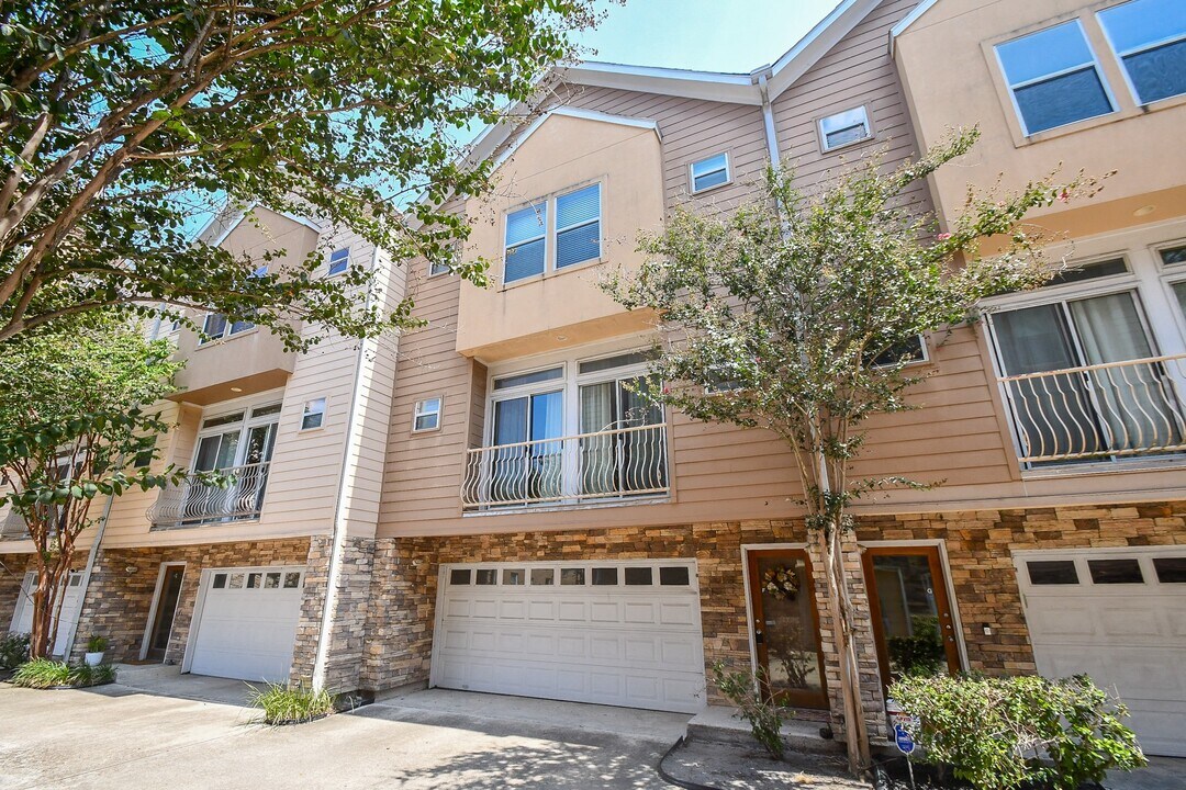 3507 Mosley Ct in Houston, TX - Building Photo