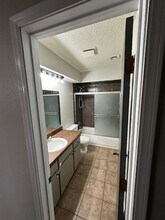 20061 Palmer Rd in Harrah, OK - Building Photo - Building Photo