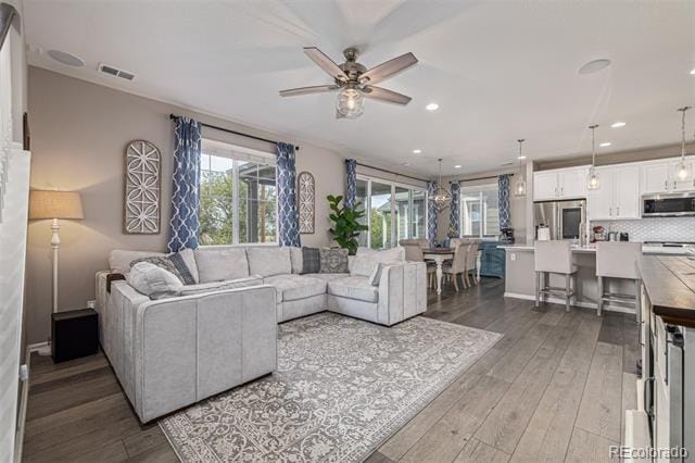 property at 10433 Yosemite St