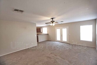 11622 N Olive St in El Mirage, AZ - Foto de edificio - Building Photo