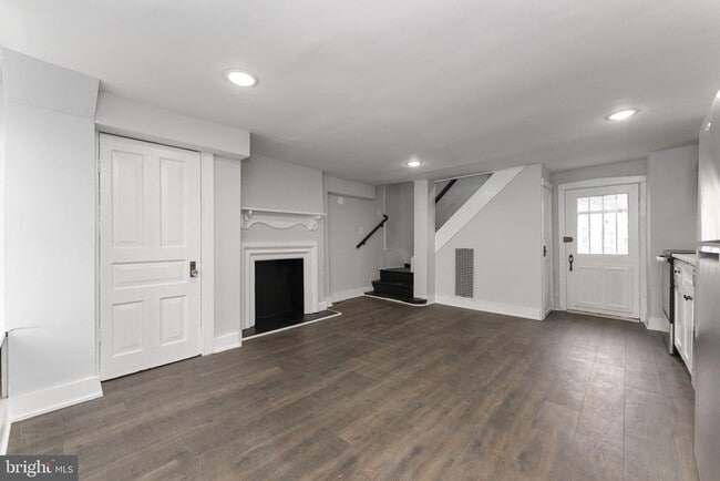 7701 Ridge Ave in Philadelphia, PA - Building Photo - Building Photo