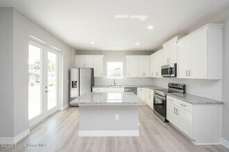 1106 Homer St NW in Palm Bay, FL - Building Photo - Building Photo