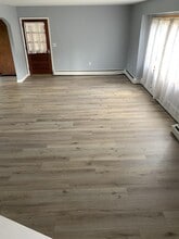 99 Davenport St in Dallas, PA - Building Photo - Building Photo