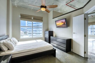 313 NE 2nd St, Unit 603 in Fort Lauderdale, FL - Building Photo - Building Photo