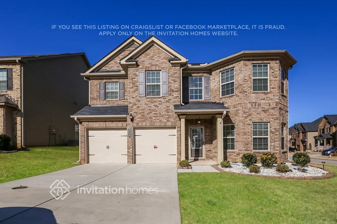 1098 Virginia Oak Ln in Lawrenceville, GA - Foto de edificio