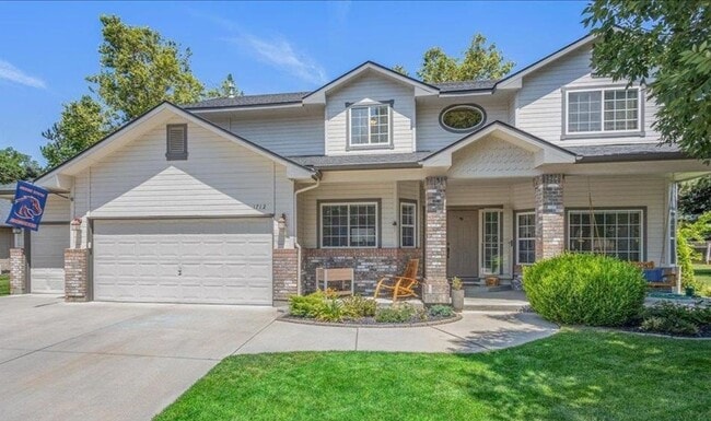 property at 1712 E Myrtle Beach Ct