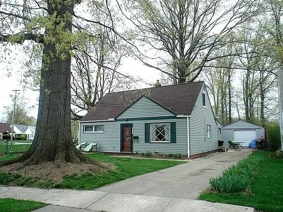 property at 23312 Pam Ct