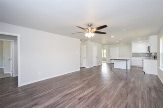 103 3rd St in Celeste, TX - Building Photo - Building Photo