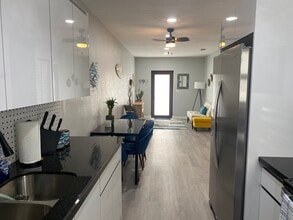 2820 SW 1st St, Unit Private ROOM A in Miami, FL - Building Photo - Building Photo