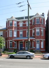 8-10 E Main St in Richmond, VA - Foto de edificio - Building Photo