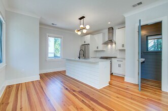 21 Charlotte St in Charleston, SC - Building Photo - Building Photo