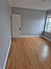 8051 S Wolcott Ave in Chicago, IL - Building Photo - Building Photo
