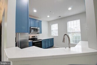 6506 Wiltshire Dr-Unit -103 in Frederick, MD - Building Photo - Building Photo