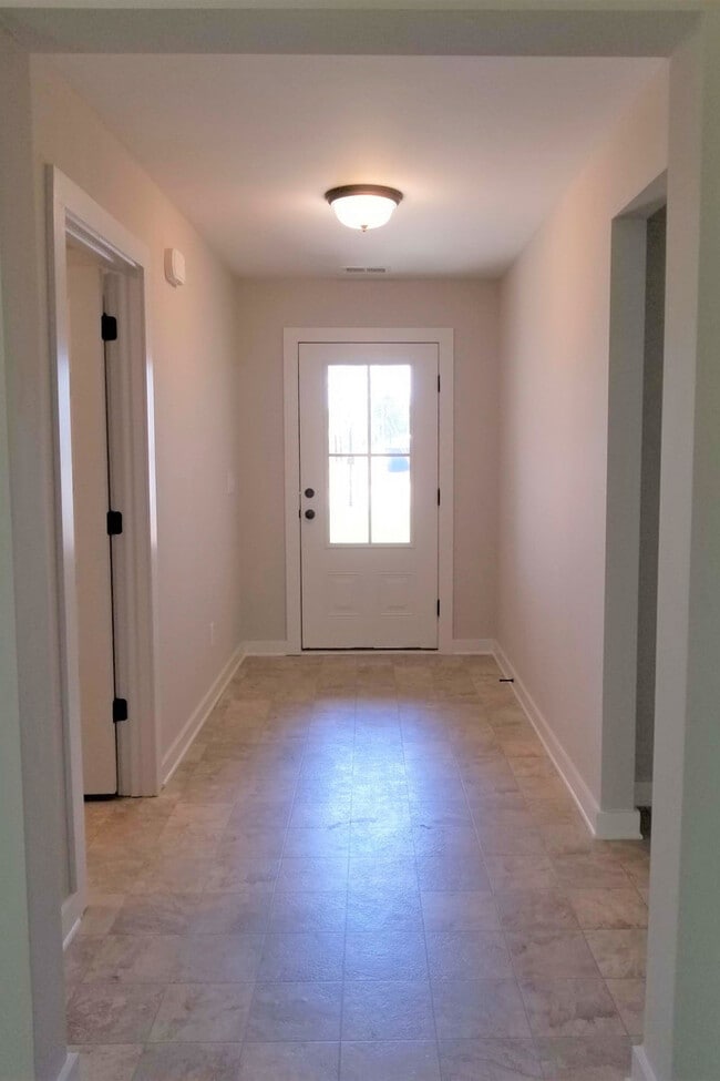 220 Elm Way in Lincoln, AL - Building Photo - Building Photo