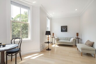52 Rutland Sq in Boston, MA - Building Photo - Building Photo