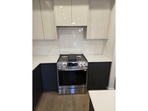 15353-15317 306 in Surrey, BC - Building Photo - Building Photo