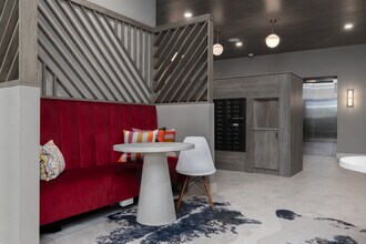 The Mason at City Crossing in New Haven, CT - Foto de edificio - Interior Photo