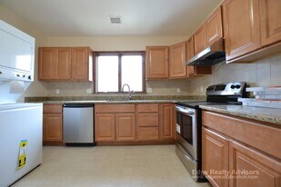 15 Justin Rd, Unit 1 in Boston, MA - Building Photo