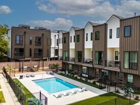 1902 N Carroll Ave in Dallas, TX - Building Photo