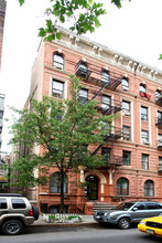 216 W 22nd St in New York, NY - Building Photo - Building Photo