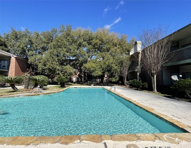 property at 6500 Harbor Town Dr