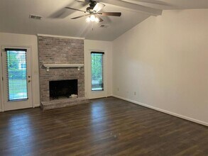201 Belcross Dr in Simpsonville, SC - Building Photo - Building Photo