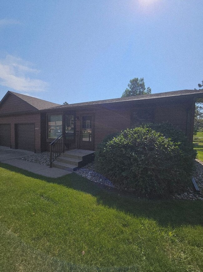 property at 3422 Idlewild Ct